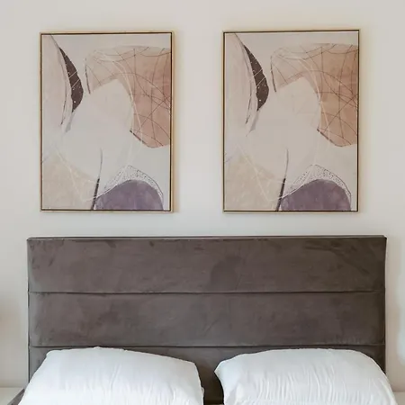 Riverside Apartment *